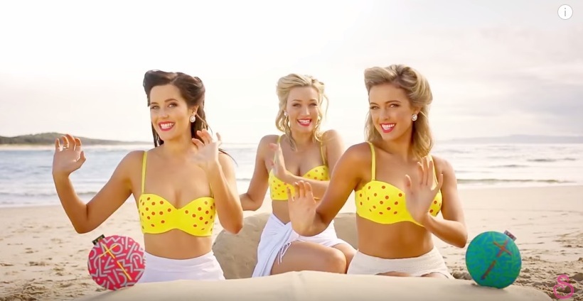 the_queens_of_car_karaoke_itsy_bitsy_teenie_weenie_yellow_polka_dot_bikini